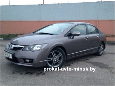 Прокат седана HONDA Civic в Минске без водителя